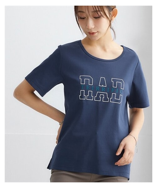 nissen（ニッセン）の「【ひんやりコットン】プリントTシャツ（綿１００％・接触冷感・UVカット）（選べる柄）＜大きいサイズ有＞（Tシャツ/カットソー・レディース・クールロゴ:オフホワイト/クールロゴ:黒/カーブロゴ:チャコールグレー/[在庫限り]カーブロゴ:アイス杢/ブロックデザインロゴ:アイス杢/ドロップ:ブロックデザインロゴ:ネイビー/[在庫限り]ハチドリ:グレージュ/[在庫限り]看板ネコ:モーブピンク/[在庫限り]看板ネコ:グレージュ/[在庫限]リラックス猫スモーキーブルー/5匹のハリネズミ:ピスタチオ/カラフルフラワーロゴ:黒/[在庫限]ハンギングフラワー:ラベンダー/[在庫限り]雑貨フラワー:ミントブルー/大人ロゴ:オフホワイト/レタリングロゴ:チャコールグレー/フレンチロゴ:グレージュ/ほのぼのネコ:ミント/ワンポイントネコ:ブルー/草花:ピンクベージュ/大人ロゴ:黒/筆記ロゴ:黒/雑貨:ダークミント/パイナップル:チャコールグレー/ラビット:ダークピンク/黒ネコ:ソフトブルー/日々ネコ:オートミール・S/M/L/LL/3L/4L/5L/6L/8L/10L）」の18枚目の写真