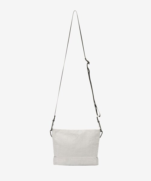 URBAN RESEARCH Sonny Label（アーバンリサーチサニーレーベル）の「THE NORTH FACE　RAFTER SHOULDER POUCH S（ショルダーバッグ・メンズ・ブラック/ティングレー・One）」の7枚目の写真