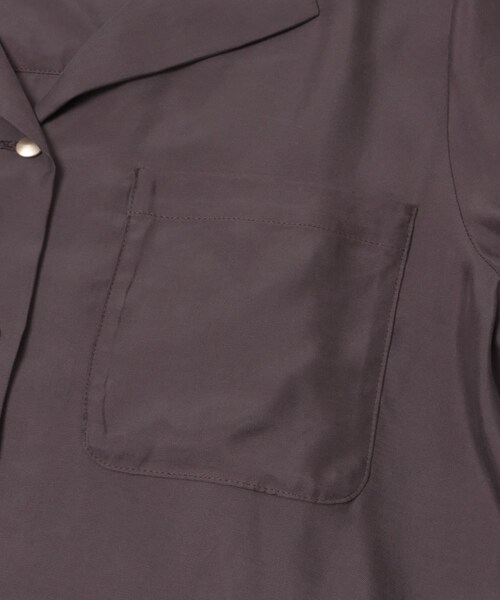 URBAN RESEARCH ROSSO（アーバンリサーチロッソ）の「キュプラ混ポケットデザインブラウス（シャツ/ブラウス・レディース・OFF/CHARCOAL/BORDEAUX・Free）」の11枚目の写真