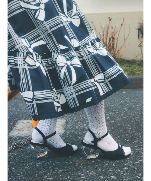 merry jenny（メリージェニー）の「ハートヒールストラップサンダル（サンダル・レディース・アイボリー/ブラック・M/L）」の8枚目の写真