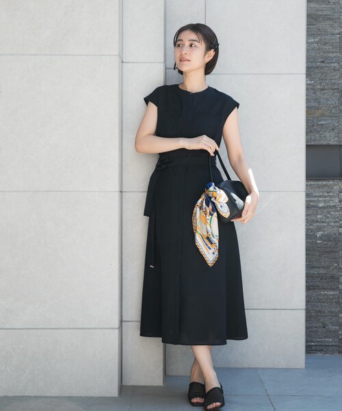 URBAN RESEARCH ROSSO（アーバンリサーチロッソ）の「『UR TECH DRYLUXE』ポケットデザインワンピース（ワンピース・レディース・MOCHA/NAVY/YELLOW/CHARCOAL・Free）」の5枚目の写真