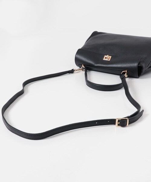 URBAN RESEARCH ROSSO（アーバンリサーチロッソ）の「AULENTTI　フラップバッグ（ハンドバッグ・レディース・BLACK/TAUPE・Free）」の9枚目の写真