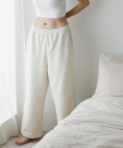 URBAN RESEARCH(アーバンリサーチ)の「『別注』THOUSAND MILE×URBAN RESEARCH KNIT FREECE LONG PANTS(その他パンツ・レディース・OFF WHITE/BORDEAUX/BLACK・M/L)」の9枚目の写真