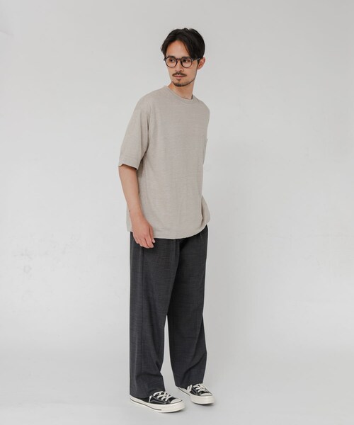 URBAN RESEARCH(アーバンリサーチ)の「『別注』YLEVE×URBAN RESEARCH LINEN POCKET T-SHIRTS(Tシャツ/カットソー・メンズ・BRIC/CHARCOAL/ECRU・4/5)」の7枚目の写真