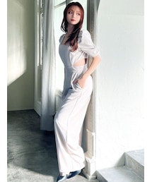 カットアウトコンビネゾン