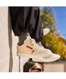Reebok（リーボック）の「ミルクメイクアップ クラブシー 85 ヴィーガン / MILK MAKEUP CLUB C 85 VEGAN （スニーカー・メンズ）」