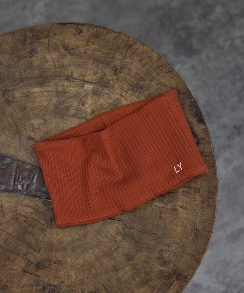 ADAM ET ROPE'（アダムエロペ）の「【J'aDoRe・店舗限定】【La Maison de Lyllis（メゾンドリリス）】HAIRBAND ヘアバンド（ヘアバンド・レディース・ブラック系/ベージュ系/グリーン/オレンジ系・F）」の11枚目の写真