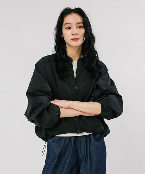 EKAL（エカル）の「『吸水速乾/通気性/軽量』DOT AIR CARDIGAN（カーディガン/ボレロ・レディース・ブラック/ブラウン/チャコール・One）」の6枚目の写真