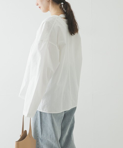 URBAN RESEARCH(アーバンリサーチ)の「SEEALL BACK GATHER TOP(その他トップス・レディース・WHITE・38)」の4枚目の写真