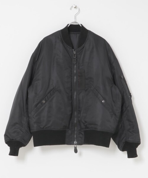 URBAN RESEARCH DOORS（アーバンリサーチドアーズ）の「marka　MA-1（ミリタリージャケット・メンズ・SAGE GREEN/BLACK・2/3）」の4枚目の写真