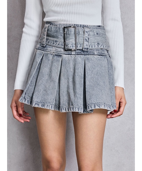 GYDA（ジェイダ）の「ハイウエストWIDE BELTプリーツデニムスカートライクショートパンツ（デニムスカート・レディース・アイスブルー/インディゴ/ミックス・S/M）」の2枚目の写真