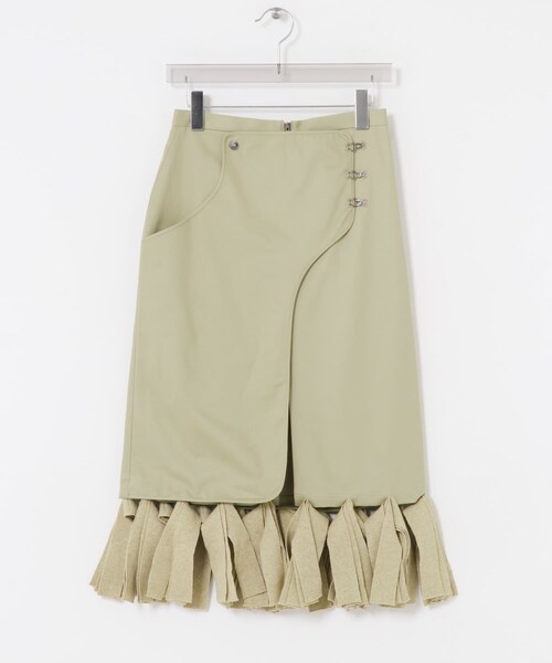 URBAN RESEARCH（アーバンリサーチ）の「TAN　LAYERED KNIT FRINGE SKIRT（スカート・レディース・BEIGE/BLACK・2）」の3枚目の写真