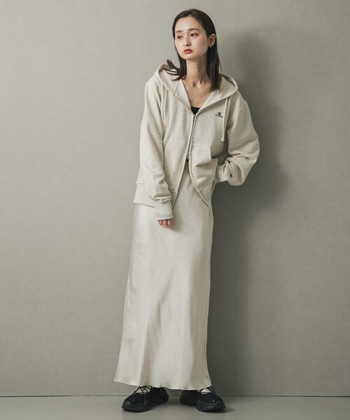 SENSE OF PLACE by URBAN RESEARCH（センスオブプレイスバイアーバンリサーチ）の「『別注』Champion×SENSE OF PLACE　ジップパーカー（パーカー・レディース・OATMEAL/BROWN/GREEN・one）」の21枚目の写真