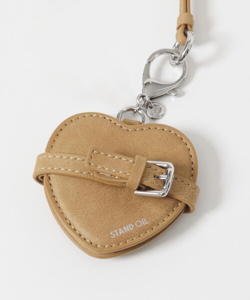 KBF（ケイビーエフ）の「STAND OIL　BELTED MIRROR KEYRING（キーホルダー・レディース・CAMEL/SLV DENIM/BLACK・One）」の13枚目の写真