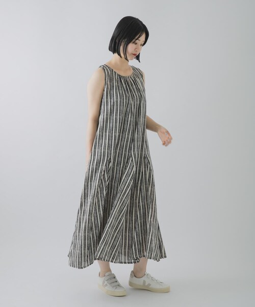 THE GOODLAND MARKET（ザグッドランドマーケット）の「FANAKA　プリントノースリーブドレス（ワンピース・レディース・ブラック/グリーン・Free）」の9枚目の写真