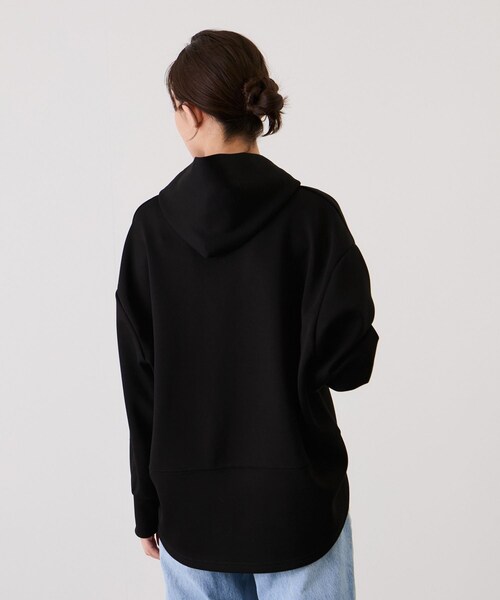 Jayro(ジャイロ)の「シンプルロゴコクーンパーカー(パーカー・レディース・ブラック/グレー/ホワイト系/ネイビー・F)」の10枚目の写真