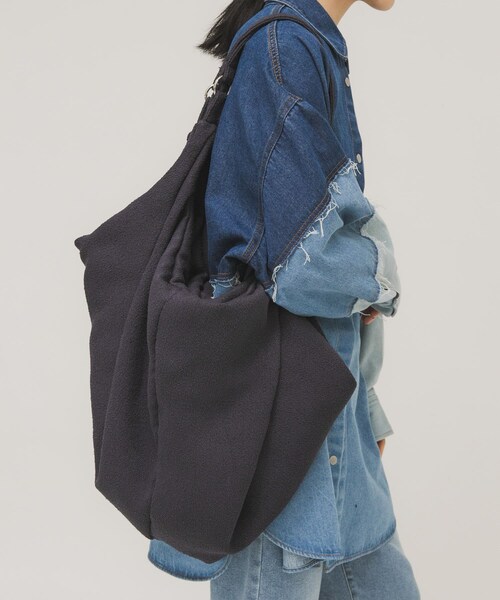 KBF（ケイビーエフ）の「パイル2WAYイージーBAG（トートバッグ・レディース・IVORY/NAVY・One）」の14枚目の写真