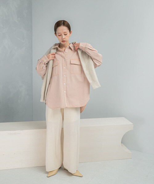 URBAN RESEARCH ROSSO（アーバンリサーチロッソ）の「『WEB限定』デニムオーバーシャツ（シャツ/ブラウス・レディース・INDIGO/FOG PINK・Free）」の21枚目の写真