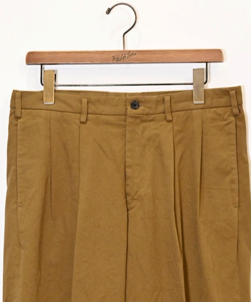 ADAM ET ROPE'（アダムエロペ）の「【HEUGN】George（チノパンツ・メンズ・ベージュ/オリーブ・L/M）」の5枚目の写真