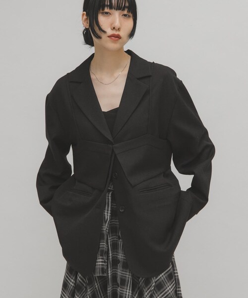 KBF（ケイビーエフ）の「ビスチェSETテーラードジャケット（テーラードジャケット・レディース・BLACK/BROWN・One）」の7枚目の写真