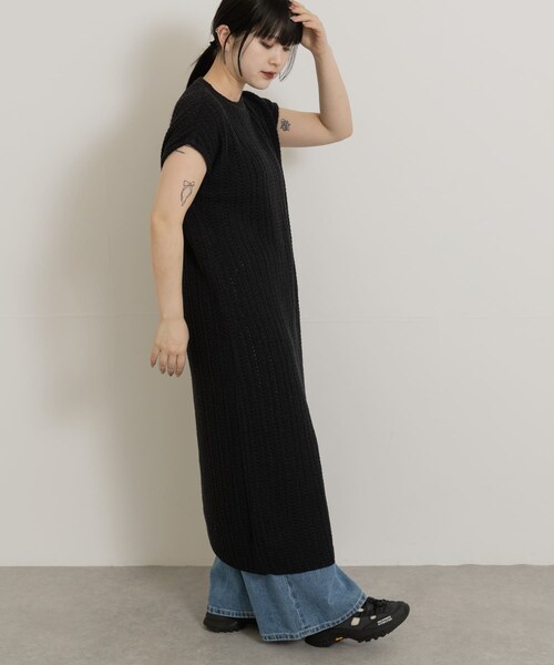 THE GOODLAND MARKET（ザグッドランドマーケット）の「米富繊維　SHADOW STRIPE KNIT ONE-PIECE（ワンピース・レディース・64BLACK/01MONO・FREE）」の6枚目の写真