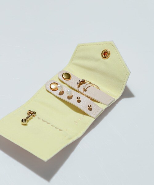 URBAN RESEARCH（アーバンリサーチ）の「ff by decor urban research　アクセサリーポーチ（ポーチ・レディース・BR/BL/BE/YE・-）」の8枚目の写真