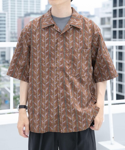 ITEMS URBANRESEARCH(アイテムズ アーバンリサーチ)の「リーフプリントオープンカラー半袖シャツ(シャツ/ブラウス・メンズ・BEG/BRN/BLK・M/L)」の1枚目の写真