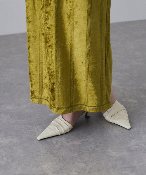 ADAM ET ROPE'（アダムエロペ）の「【Miller for ADAM ET ROPE'】別注 ベロアSkirt（スカート・レディース・グリーン/ネイビー・F）」の13枚目の写真