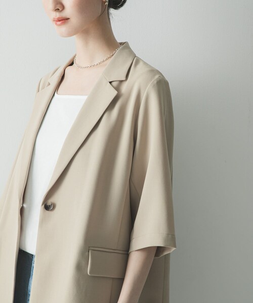 URBAN RESEARCH（アーバンリサーチ）の「『UR TECH DRYLUXE』ハーフスリーブジャケット（テーラードジャケット・レディース・BEIGE/BLACK・Free）」の13枚目の写真
