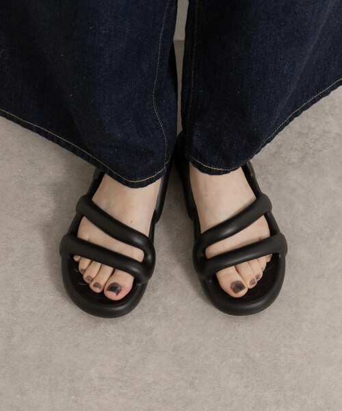 THE GOODLAND MARKET（ザグッドランドマーケット）の「CAMPER　Kobarah Flat（サンダル・レディース・001BLK/012YEL・37/38/39）」の8枚目の写真