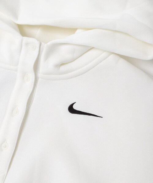 URBAN RESEARCH DOORS（アーバンリサーチドアーズ）の「NIKE　NSW PHNX FLC OS CRP HNLY（パーカー・レディース・PLATINUM/SAIL・M）」の5枚目の写真