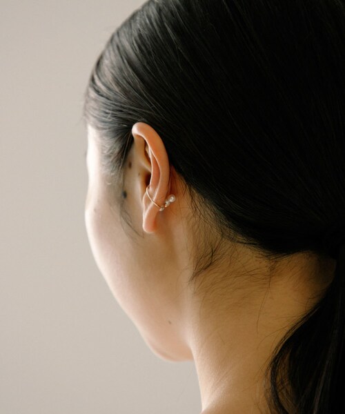 URBAN RESEARCH（アーバンリサーチ）の「ff by decor urban research　2WAYパールイヤカフ（イヤリング・レディース・10KYG・-）」の4枚目の写真