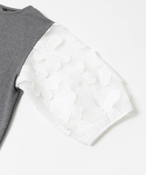 URBAN RESEARCH ROSSO（アーバンリサーチロッソ）の「『WEB限定』フラワードッキングカットソー（Tシャツ/カットソー・レディース・WHITE/BLACK/GRAY/YELLOW・Free）」の13枚目の写真