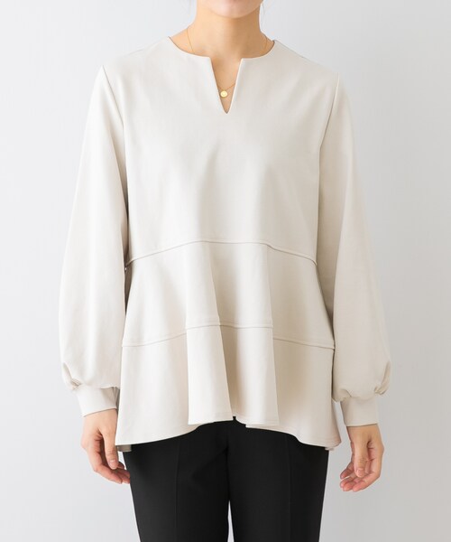 URBAN RESEARCH ROSSO（アーバンリサーチロッソ）の「F by ROSSO　ペプラムカットプルオーバー（Tシャツ/カットソー・レディース・ECRU/BLACK・FREE）」の11枚目の写真