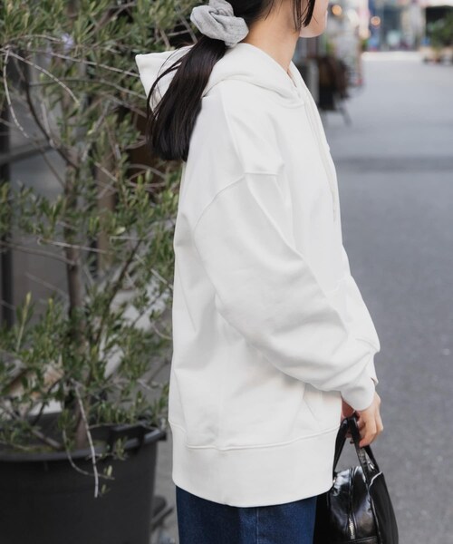 URBAN RESEARCH DOORS(アーバンリサーチドアーズ)の「FORK&SPOON クリア裏毛フーディースウェット(パーカー・レディース・OATMEAL/OFF・1)」の20枚目の写真