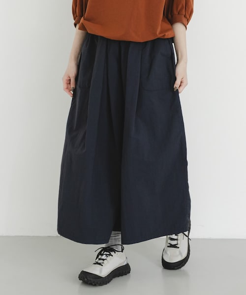 EKAL（エカル）の「『UR TECH』ナイロンタッサーワイドパンツ（その他パンツ・レディース・レイクサンリーフ/グラファイト/ネイビー/レイクブルー/ベージュ・One）」の3枚目の写真