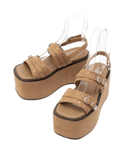 EVRIS（エヴリス）の「スタッズモチーフプラットフォームサンダル（サンダル・レディース・ブラック/ブルー/ベージュ・S/M/L）」の3枚目の写真