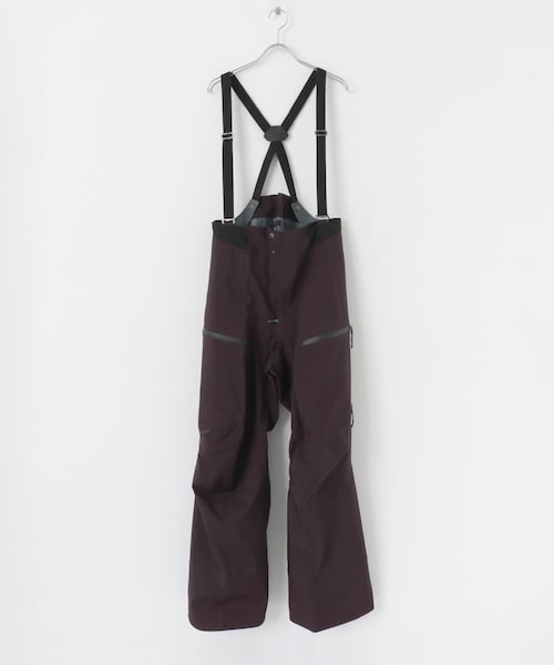 EKAL（エカル）の「patagonia　Ms Untracked Bibs（つなぎ/オールインワン・メンズ・BLK/OBPL・S/M）」の14枚目の写真