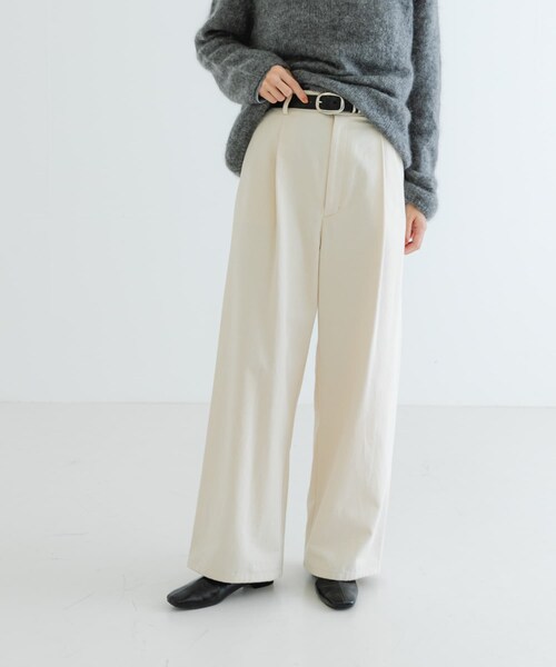 URBAN RESEARCH（アーバンリサーチ）の「チノワイドパンツ（チノパンツ・レディース・BEIGE/NATURAL・36/38）」の18枚目の写真