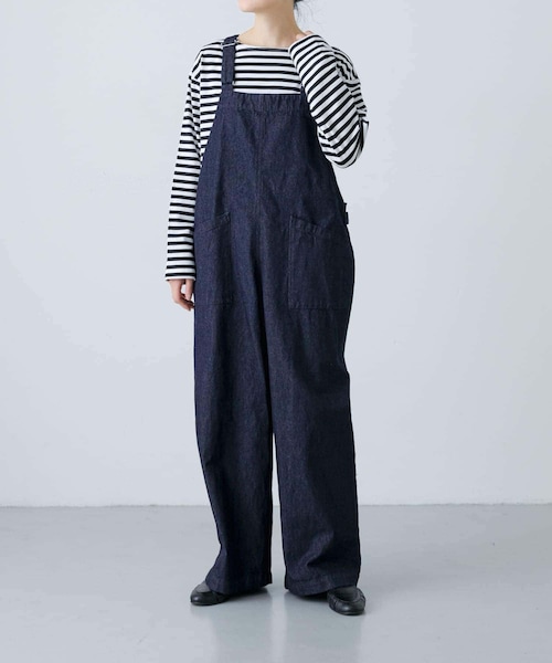 かぐれ（カグレ）の「バッククロスサロペット（サロペット/オーバーオール・レディース・OFF/INDIGO/BLACK・FREE）」の3枚目の写真