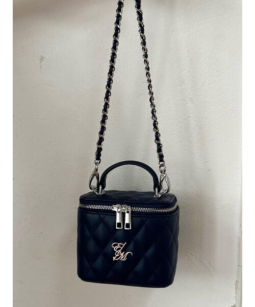 EATME（イートミー）の「キルティングバニティバッグ（ハンドバッグ・レディース・ブラック/ピンク/ネイビー/アイボリー/オフホワイト・F）」の4枚目の写真