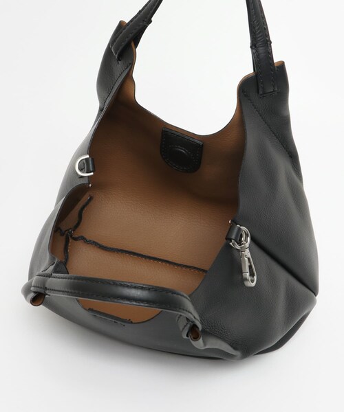 URBAN RESEARCH ROSSO（アーバンリサーチロッソ）の「GIANNI CHIARINI　DUA（ハンドバッグ・レディース・NEROCASTOR/PELTROTMOR・-）」の12枚目の写真