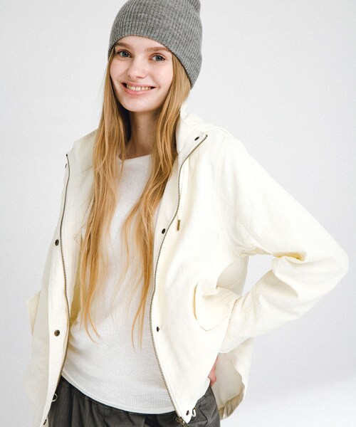 URBAN RESEARCH Sonny Label（アーバンリサーチサニーレーベル）の「撥水マウンテンパーカー（マウンテンパーカー・レディース・オフ/ブラック/ベージュ・36/38）」の6枚目の写真