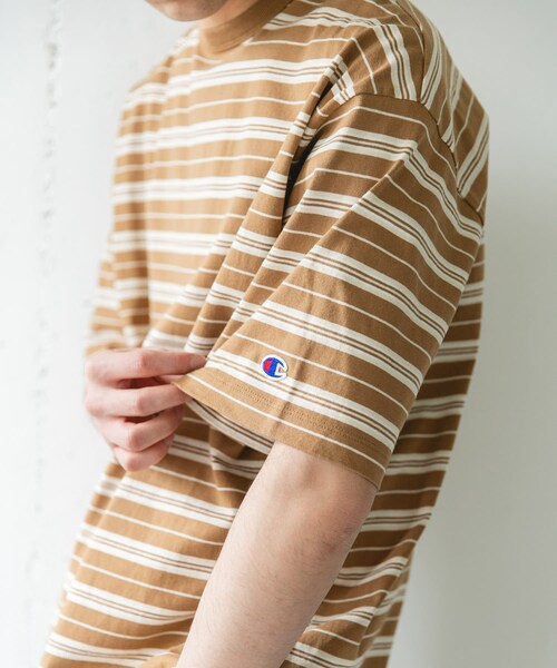 URBAN RESEARCH DOORS（アーバンリサーチドアーズ）の「『別注』CHAMPION×DOORS　BORDER T-SHIRTS（Tシャツ/カットソー・メンズ・NAVY/BEIGE/L.BROWN・M/L/XL）」の5枚目の写真