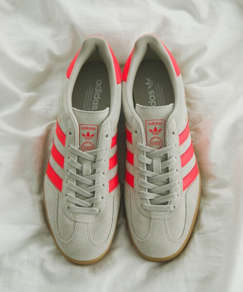 URBAN RESEARCH DOORS(アーバンリサーチドアーズ)の「adidas Exclusive GAZELLE INDOOR(スニーカー・メンズ・ワンダーアルミナ・26/26.5/27/27.5/28/28.5/25.5)」の4枚目の写真