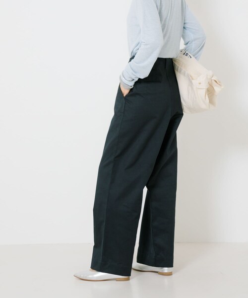 URBAN RESEARCH（アーバンリサーチ）の「CIOTA　Weapon Chino Cloth Pants（チノパンツ・レディース・D Navy/Beige・2/3）」の9枚目の写真