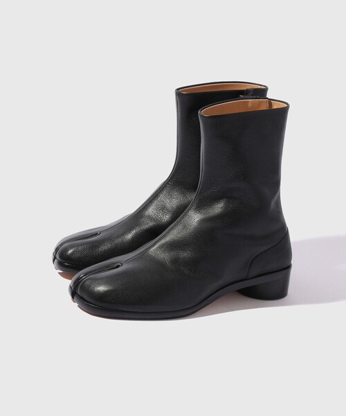 ADAM ET ROPE'(アダムエロペ)の「【Maison Margiela/メゾン マルジェラ】 TABI ANKLE BOOTS H30(ブーツ・メンズ・ブラック・40.0/41.0/42.0)」の14枚目の写真