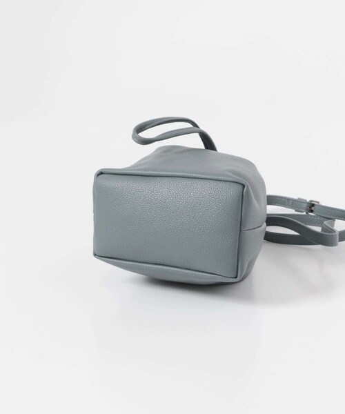 URBAN RESEARCH DOORS（アーバンリサーチドアーズ）の「2WAYシボ巾着ショルダーバッグ（ショルダーバッグ・レディース・BLACK/BLUE・one）」の12枚目の写真