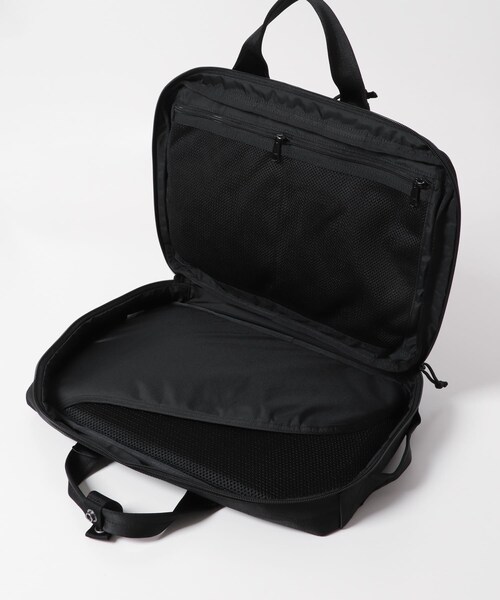 URBAN RESEARCH DOORS（アーバンリサーチドアーズ）の「BRIEFING　BS BOX 2WAY PACK AG（トートバッグ・メンズ・BLACK/DARK GRAY・-）」の5枚目の写真