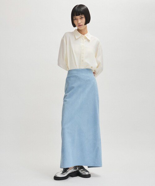 ADAM ET ROPE'(アダムエロペ)の「シンセティックスエードペンシルマキシスカート(スカート・レディース・ダークブラウン系/サックス/ブラック・36/38)」の3枚目の写真